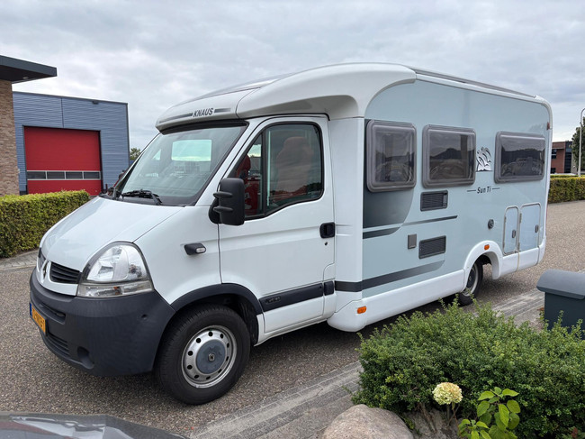 Knaus Sun Ti Renault Master 2.5 dCi | Camper | Cassetteluifel | Fietsendrager achter | Elektrische ramen voor | NAVI  | PANO | Auto airco foto: 14