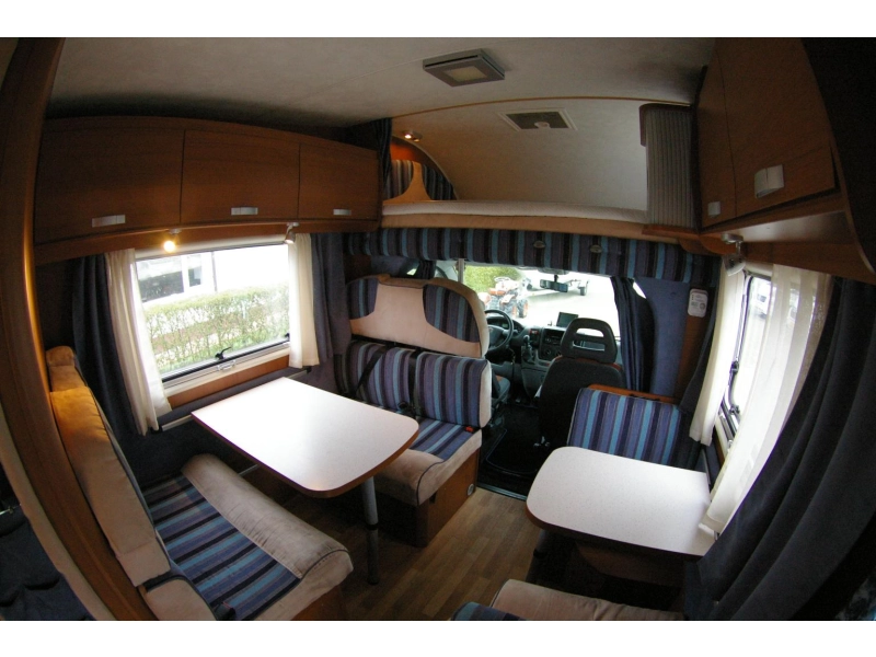 Elnagh Baron 47 D Dwars stapelbed, 2x airco  foto: 5