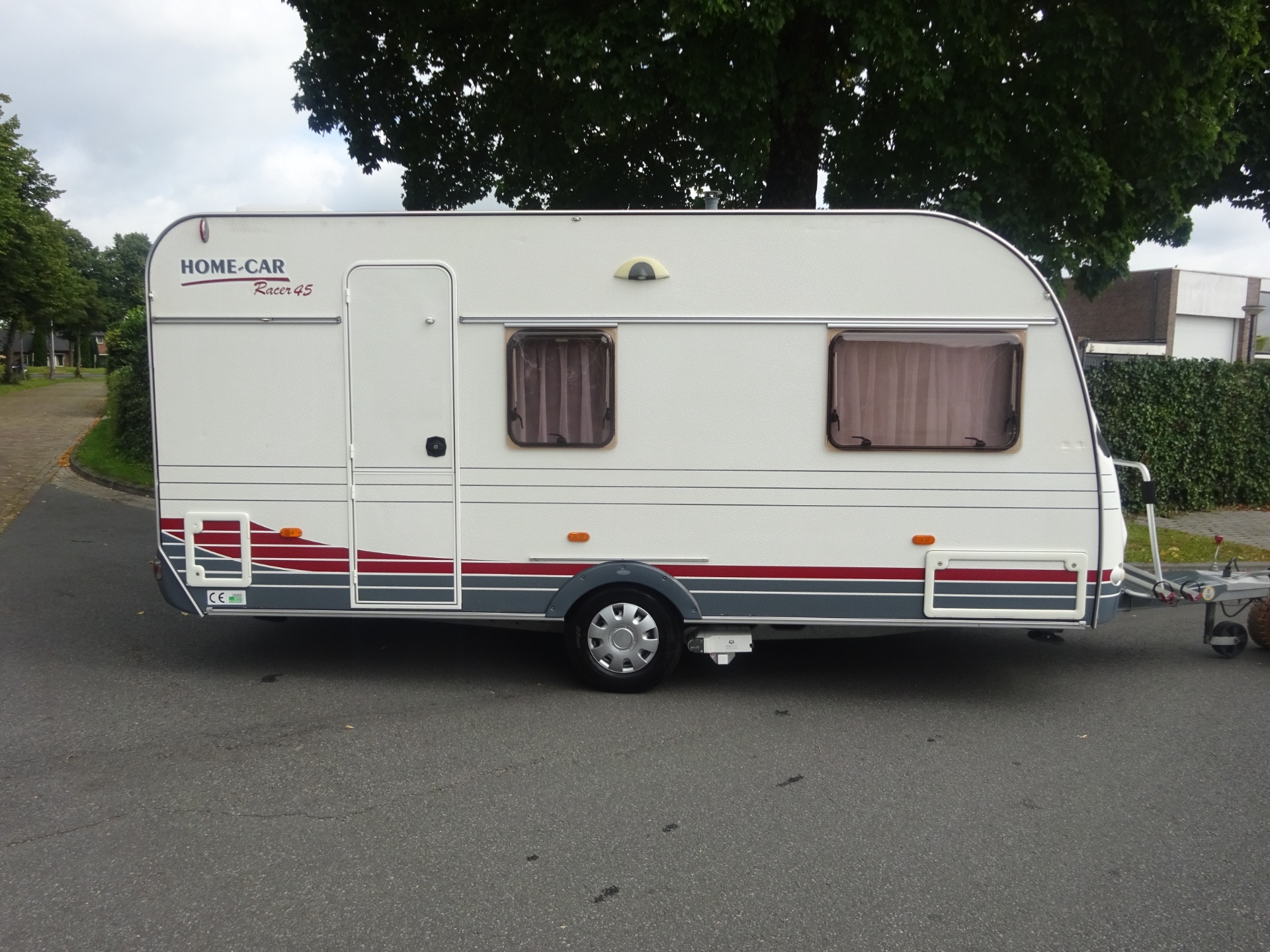 Home-car Racer 450 Ruime Caravan Met Nieuwe Mover foto: 4