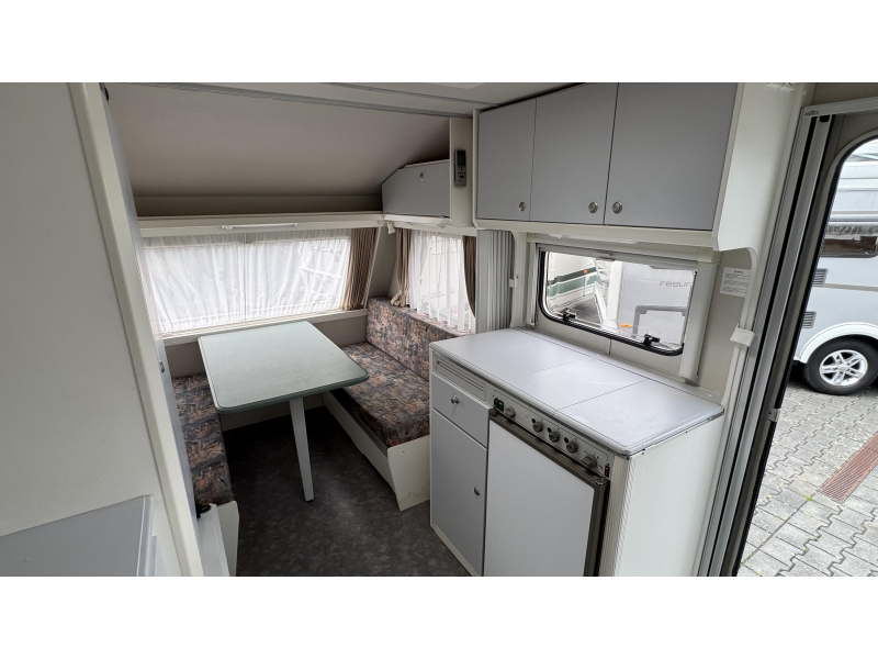 Kip Grey Line 44 TTZ Mover-Voortent-Airco  foto: 9