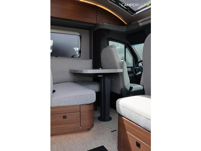 Hymer BMC-T 600 170pk Automaat | Lithium | Dieselverwarming | Lengtebedden | Uitrustingslijn Premium | Omvormer | SLC Chassis | Stoelv foto: 5