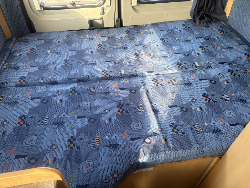 Pössl 2Win Vast bed 2.8 Turbo/128pk/AIRCO foto: 20