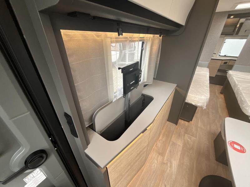 Dethleffs Beduin Scandinavia 550 BET ENKELE BEDDEN-DOUCHE  foto: 11