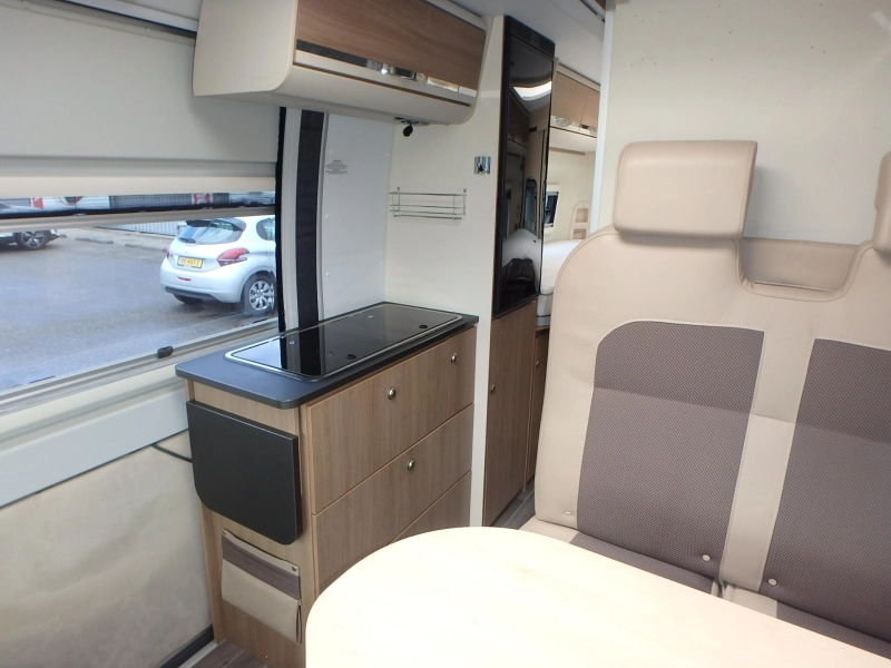 Adria Twin Platinum 640 SLX Foto: 14