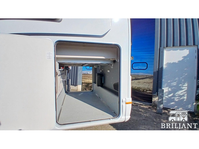 Dethleffs PULSE T 7051 DBM/EB .. autom&aacute;tico/cama queen+cama abatible foto: 7