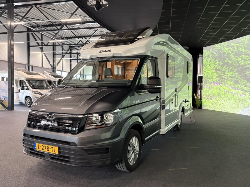 Knaus Van TI Plus 650 MEG MAN automaat - luchtv.  foto: 2