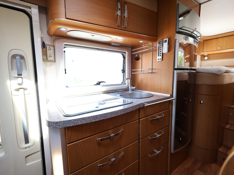 Hymer Tramp 674 SL enkele bedden | dakairco  foto: 5