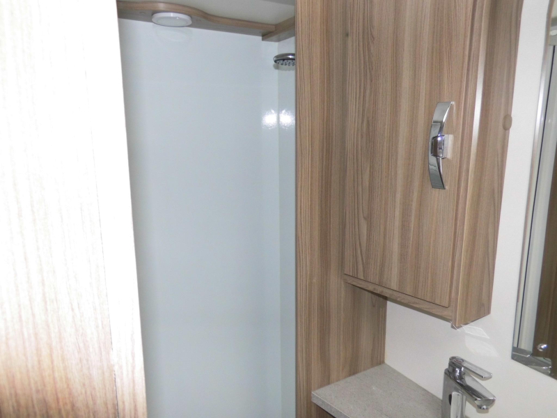 Sprite Cruzer 495 SR Kassettenmarkise! Foto: 7