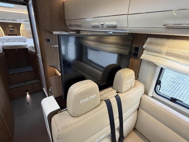 Hymer B704 SL Palmo Enkele Bedden Hefbed Zonnepanelen Omvormer foto: 15