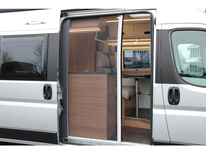 Adria Sun Living 65 SL Single beds - 160HP AUT photo: 12