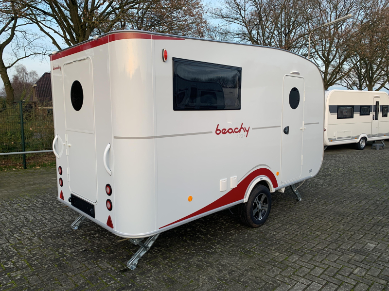 Hobby Beachy 420+ Modelo 2026 foto: 1