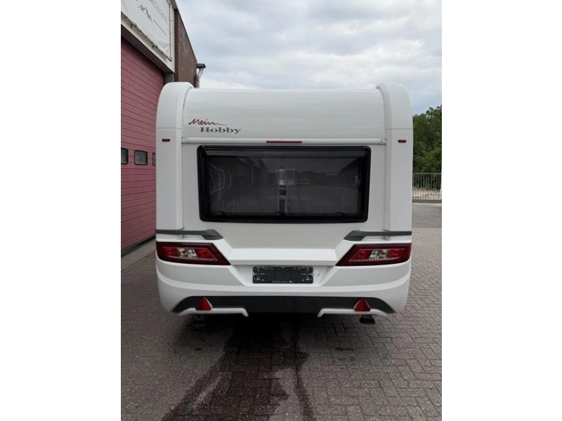 Hobby De Luxe 540 UFF Incl. Mover and Airco photo: 3