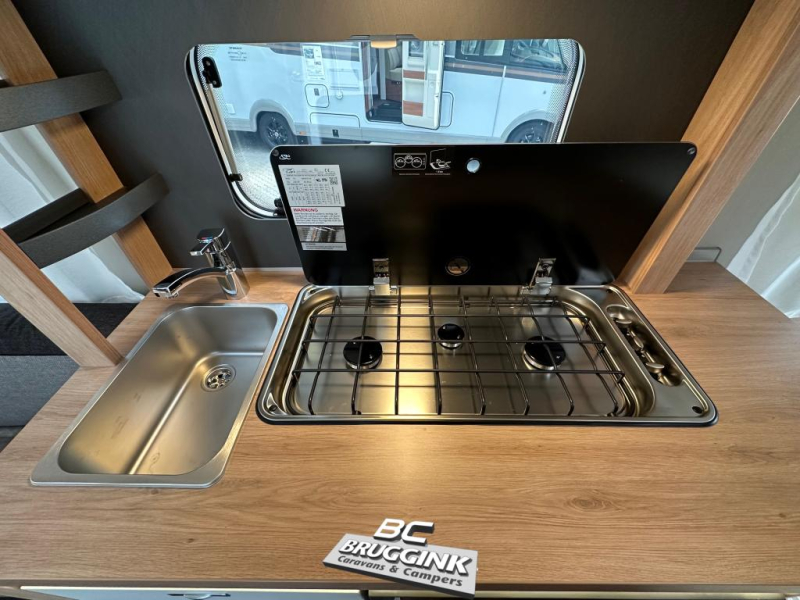 Knaus Sport 450 FU NIEUW!  foto: 7