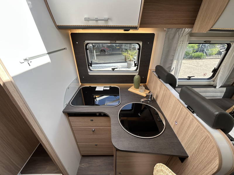 Sunlight T 68 Panel solar + cama abatible foto: 19