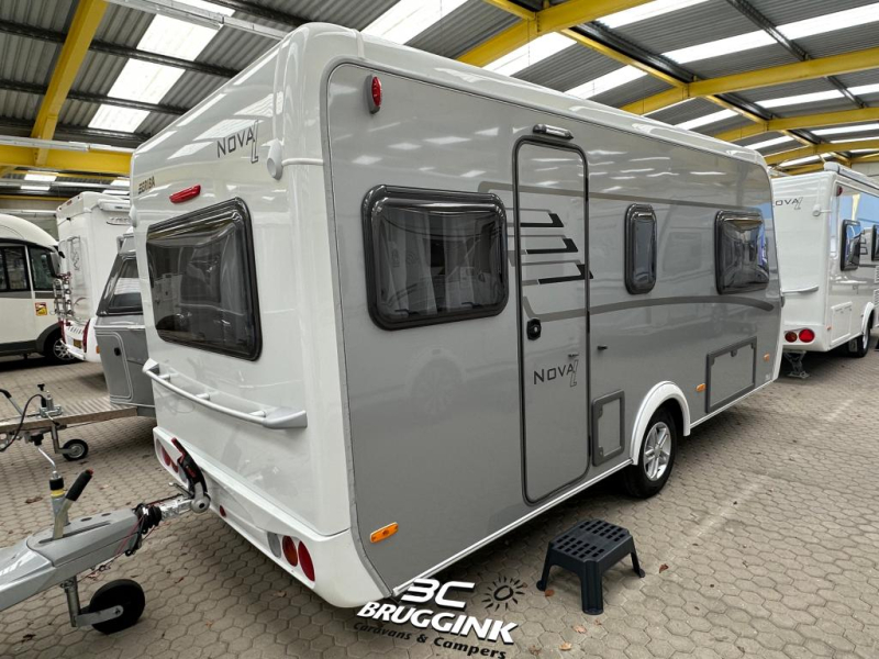 Eriba Nova Light 470 - ENKELE BEDDEN  foto: 1