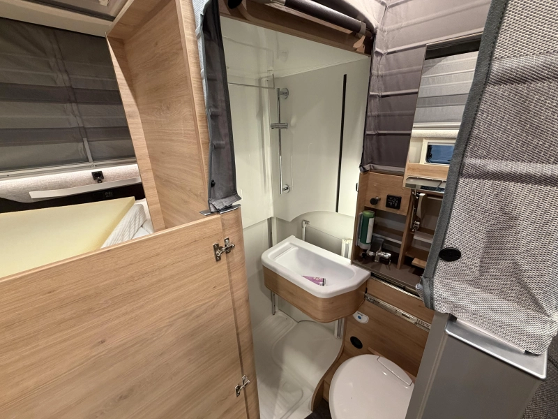 Knaus Tourer CUVision 500 MQ Automatik | Ex-Vermietung Foto: 13
