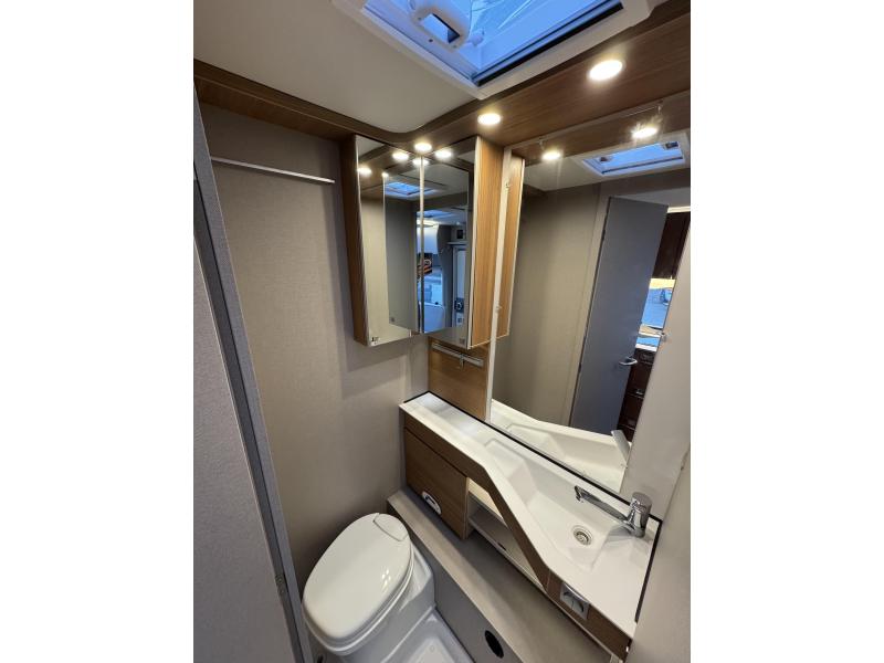 Bürstner Averso 535 TL  foto: 15