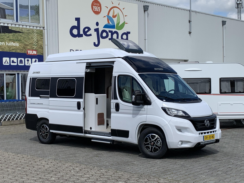 Hymer Grand Canyon -- MEGA-DEAL -- photo : 2