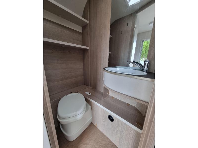 Bürstner Premio Life 480 TS  foto: 14