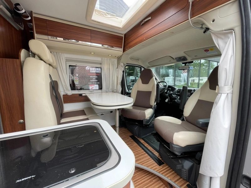 Adria Twin 600 SPT Bed Airco 49000 km 2016  foto: 12