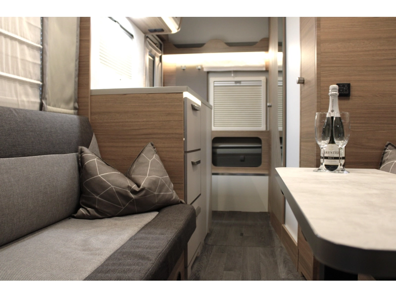 Knaus Vansation 500 LT Automaat - medio sept/okt  foto: 16