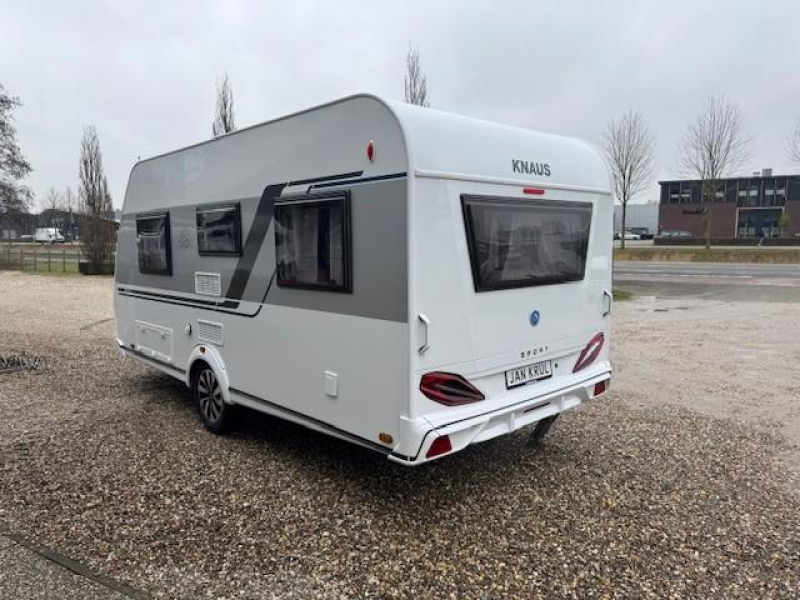 Knaus Sport 450 FU franz&ouml;sisches Bett Sackmarkise Foto: 6