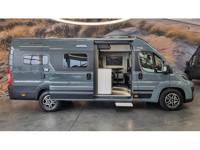 Adria Twin Supreme 640 SLB photo : 21