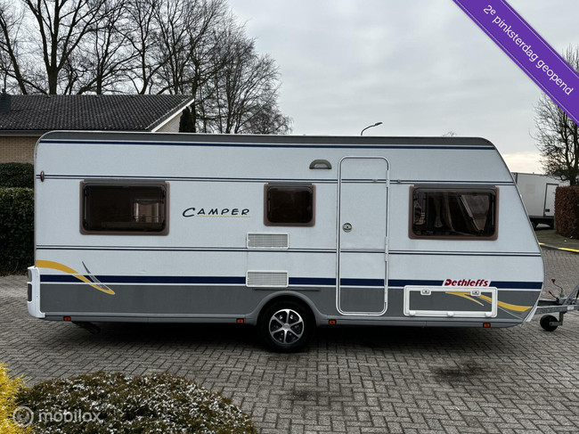 Dethleffs 500 Camper rondzit treinzit 3x stapelbed voortent foto: 3