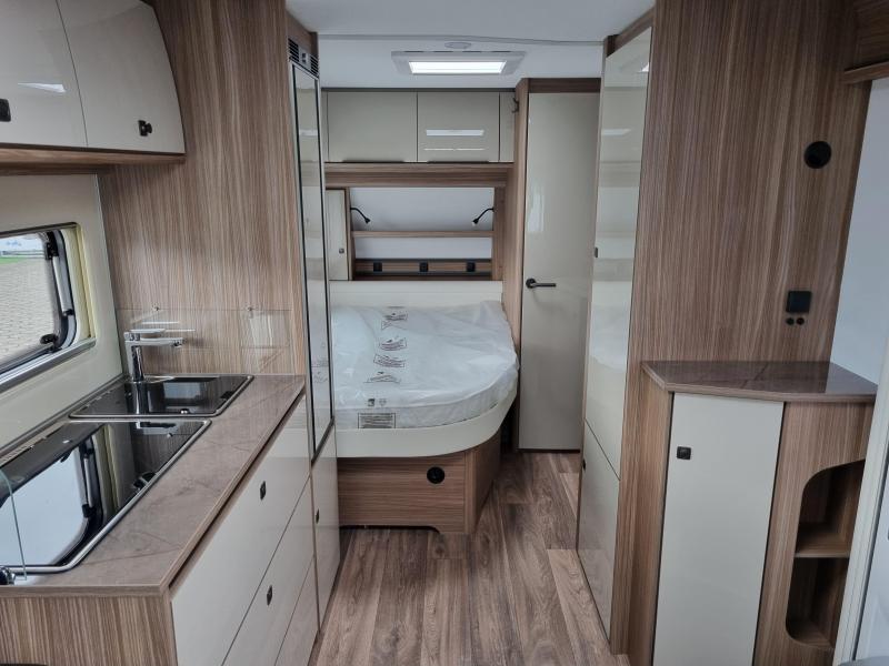 Fendt Tendenza 465 SFB 1800 kg as - Combi 4e  foto: 3