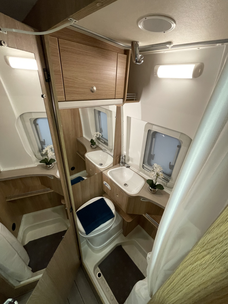 Knaus Boxstar 600 MQ DWARSBED EURO 6 5.99M BEARLOCK foto: 8