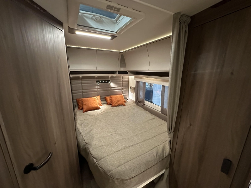 Kabe Royal 600 D XL Modelo 2026 - KingSize foto: 14