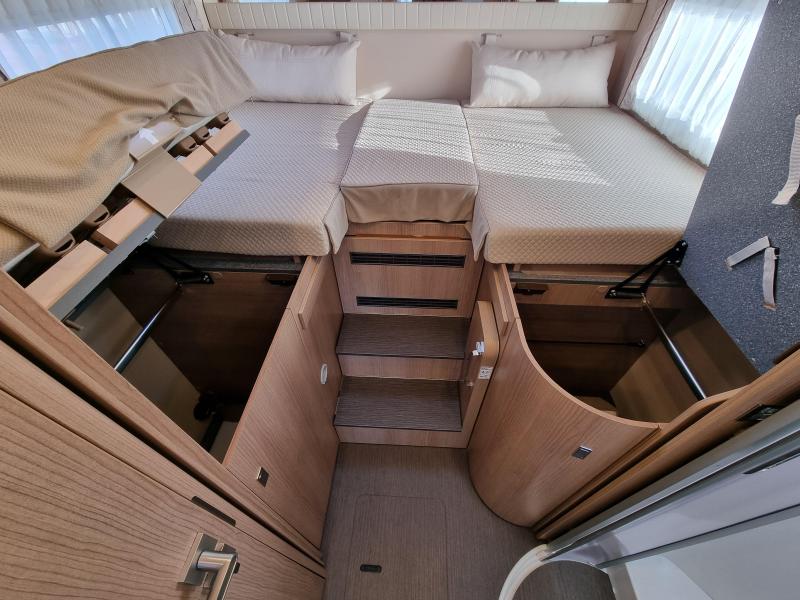 Carthago C-Tourer I 149 LE Mercedes Automaat - ZGAN  foto: 13