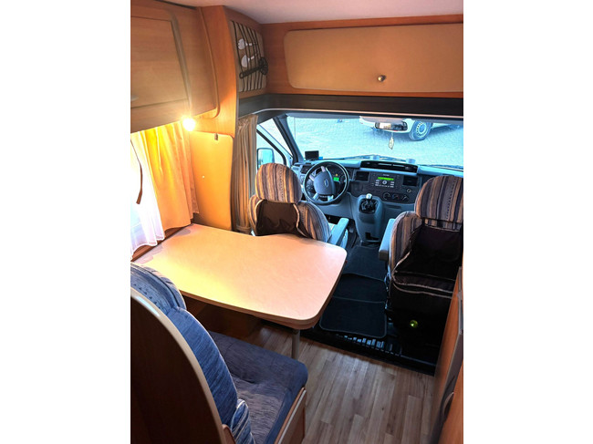 Ford 2.2 tdi Chausson FLASH Grote garage foto: 5