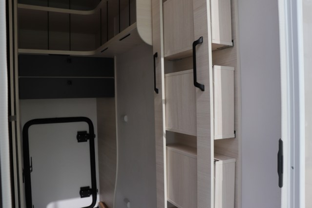 Nagenoeg nieuwe Exclusieve Line 660 Chausson AUTOMAAT dubbele toegangsdeur Artic pack (70  foto: 9