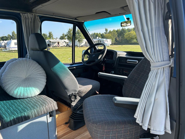 Ford TRANSIT 80D ORINELE FABRIEKS BUSCAMPER 4 SLAAP PLAATSEN | Trekhaak | Luifel | Omvormer foto: 7