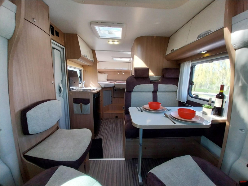 Sun Living Lido 42 SL con solo 93829 km foto: 2