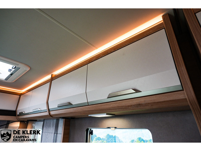 Knaus SUDWIND 450 FU 60 YEARS Christmas Special foto: 18