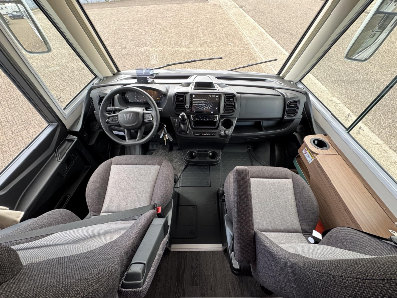 Knaus Van I 550 MF 4 personas autom SmartTV aire foto: 5