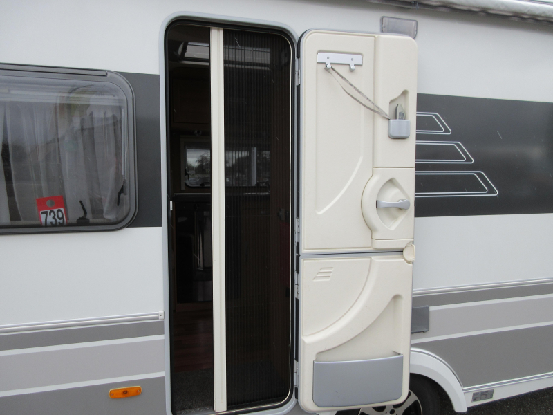 Eriba Sporting Jive 465 MOVER TOLDO TIENDA PARCIAL foto: 15