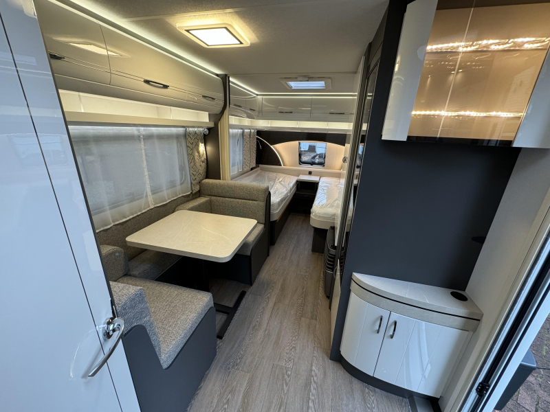 Hobby Excellent 460 SL Model 2025! Enkele Bedden  foto: 8