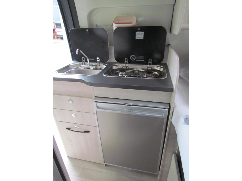 Karmann Dexter 555 D/H-bed, 5 persons photo: 4