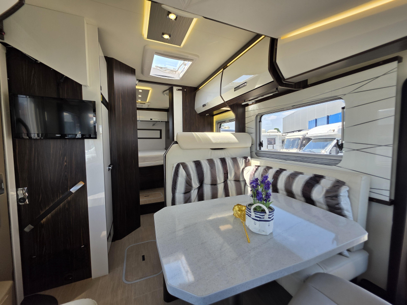 B&uuml;rstner Elegance 695 G Queensbed VOLLST&Auml;NDIG 2017 Foto: 8
