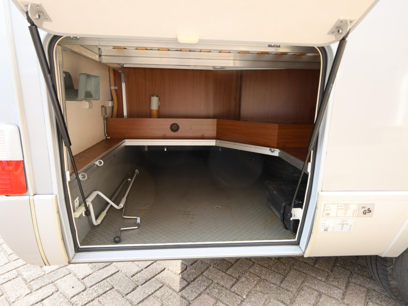 Hymer B 654 SL 3L 160 PS | Fahrradlift Foto: 15