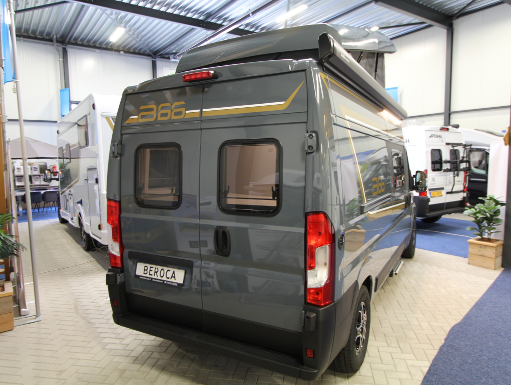 B&uuml;rstner B66 C 600 TentTop photo : 2