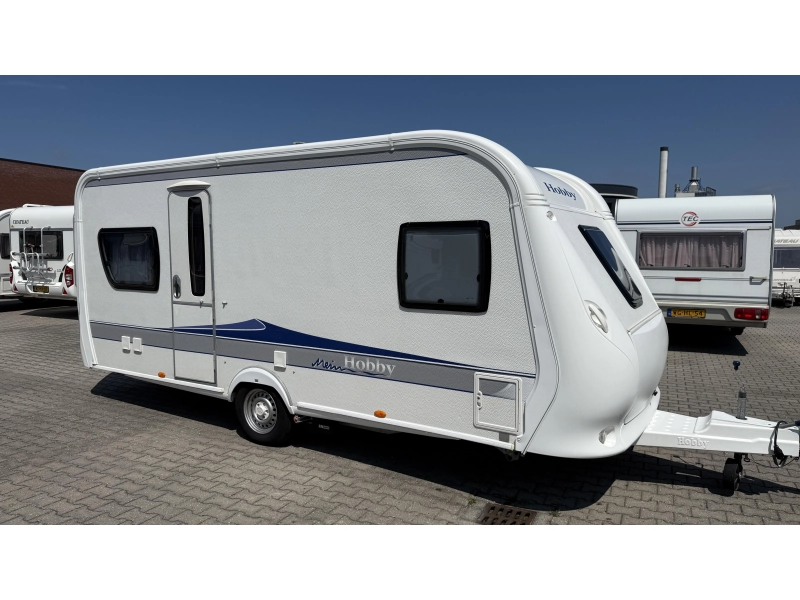 Hobby Prestige 495 UFE frans bed rondzit toilet
