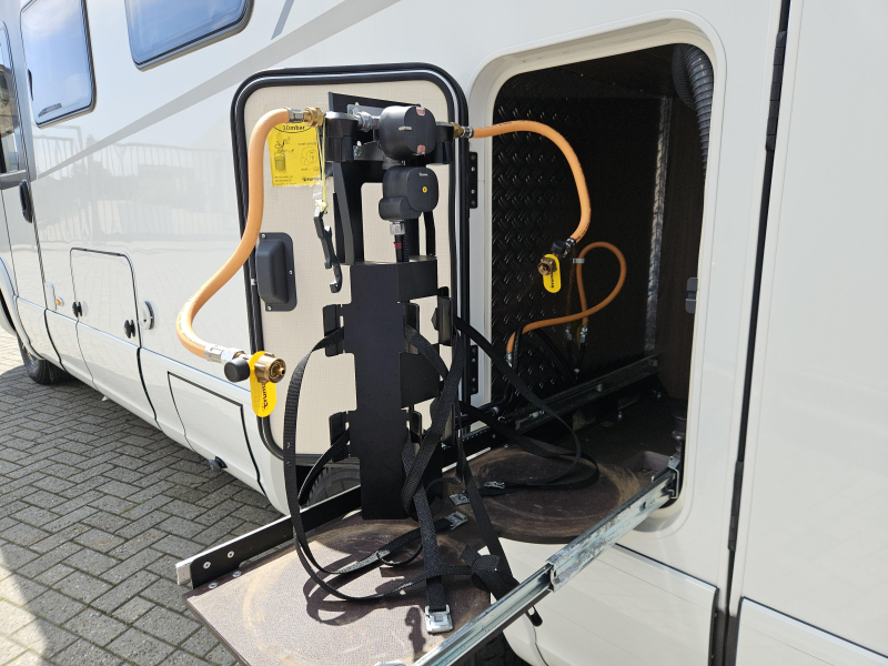 Hymer B674 SL foto: 20