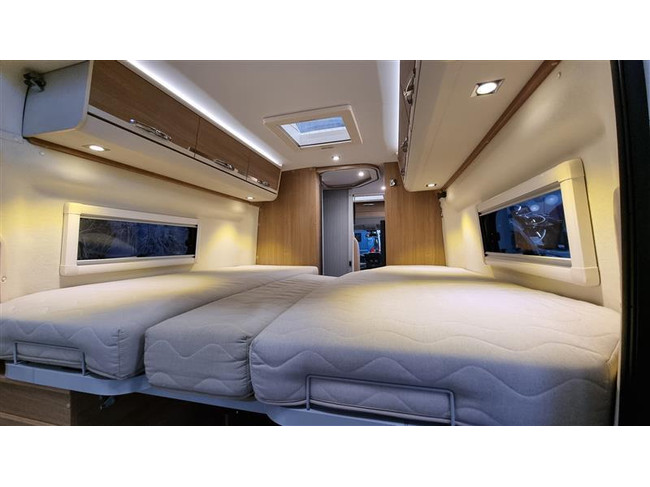 Adria Twin 640 SLX Buscamper foto: 11