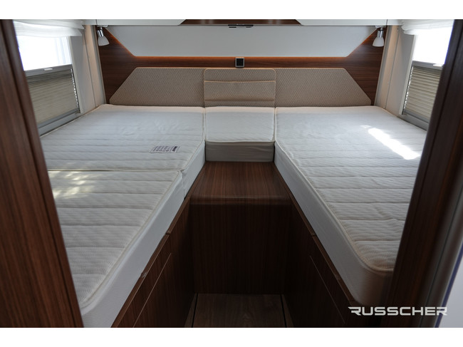 Hymer BMC i 680 170Pk Automaat. | Levelsysteem | Maxxfan | Dakairco | Lithium accu foto: 11