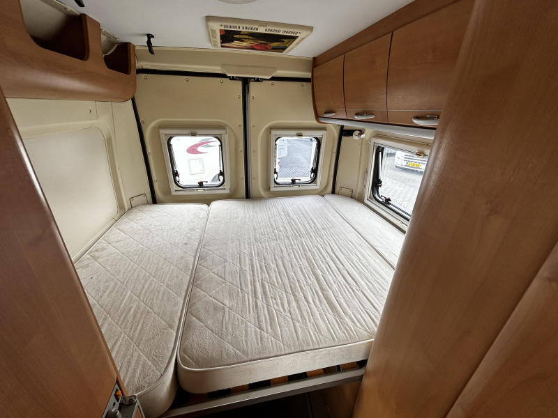 Chausson Twist 2 Dwarsbed/2008/Euro4/Airco  foto: 9
