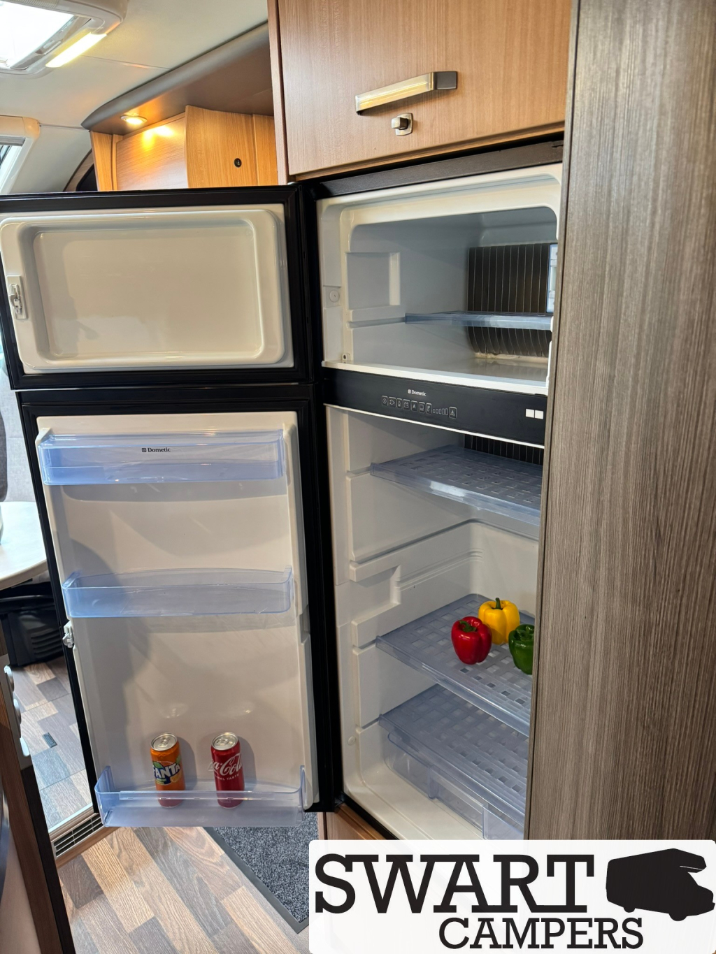 Knaus Sky TI 700 MEG Silver Selection, Enkele bedden 150 pk foto: 13